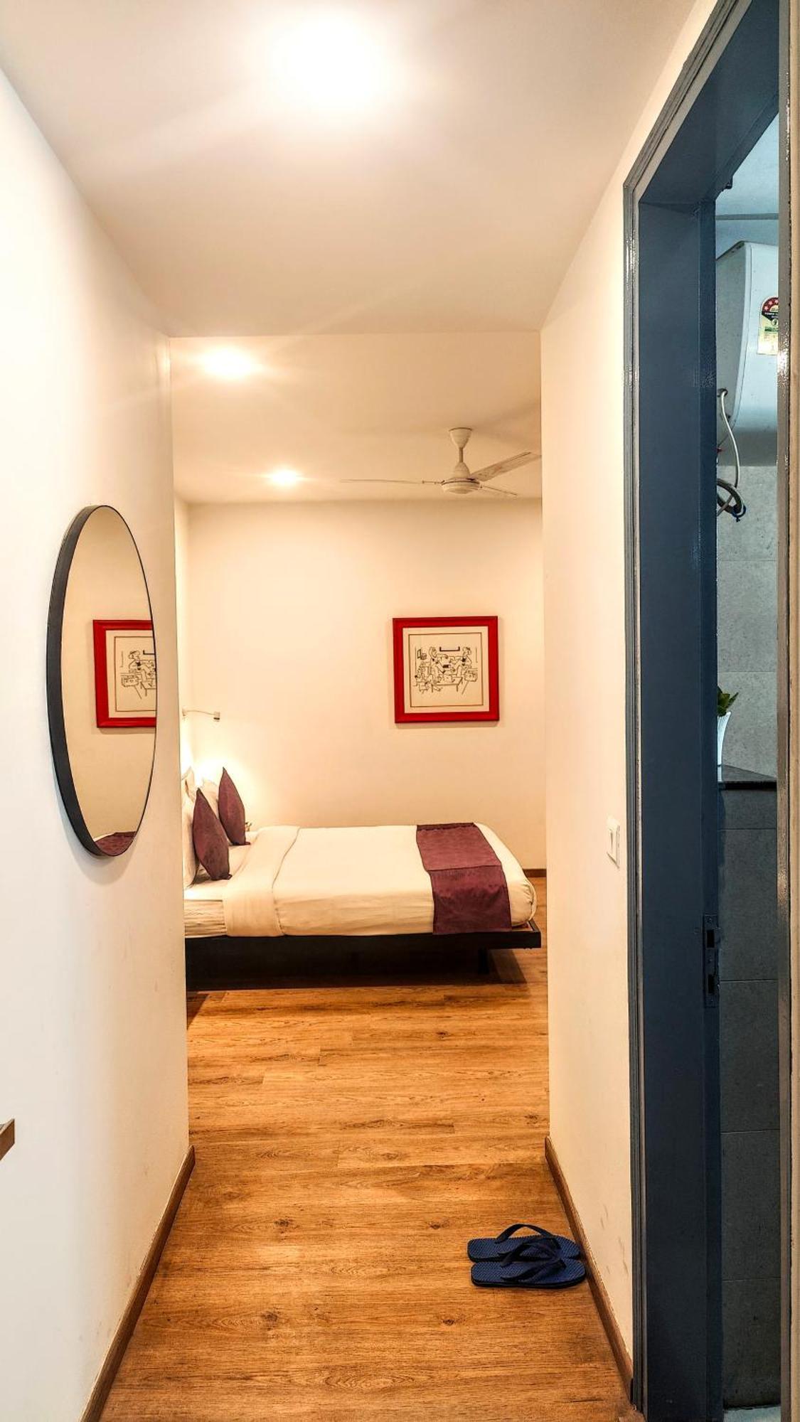 Hotel Mavens White Artemis Hospital Road Sector 52 Gurgaon Zewnętrze zdjęcie