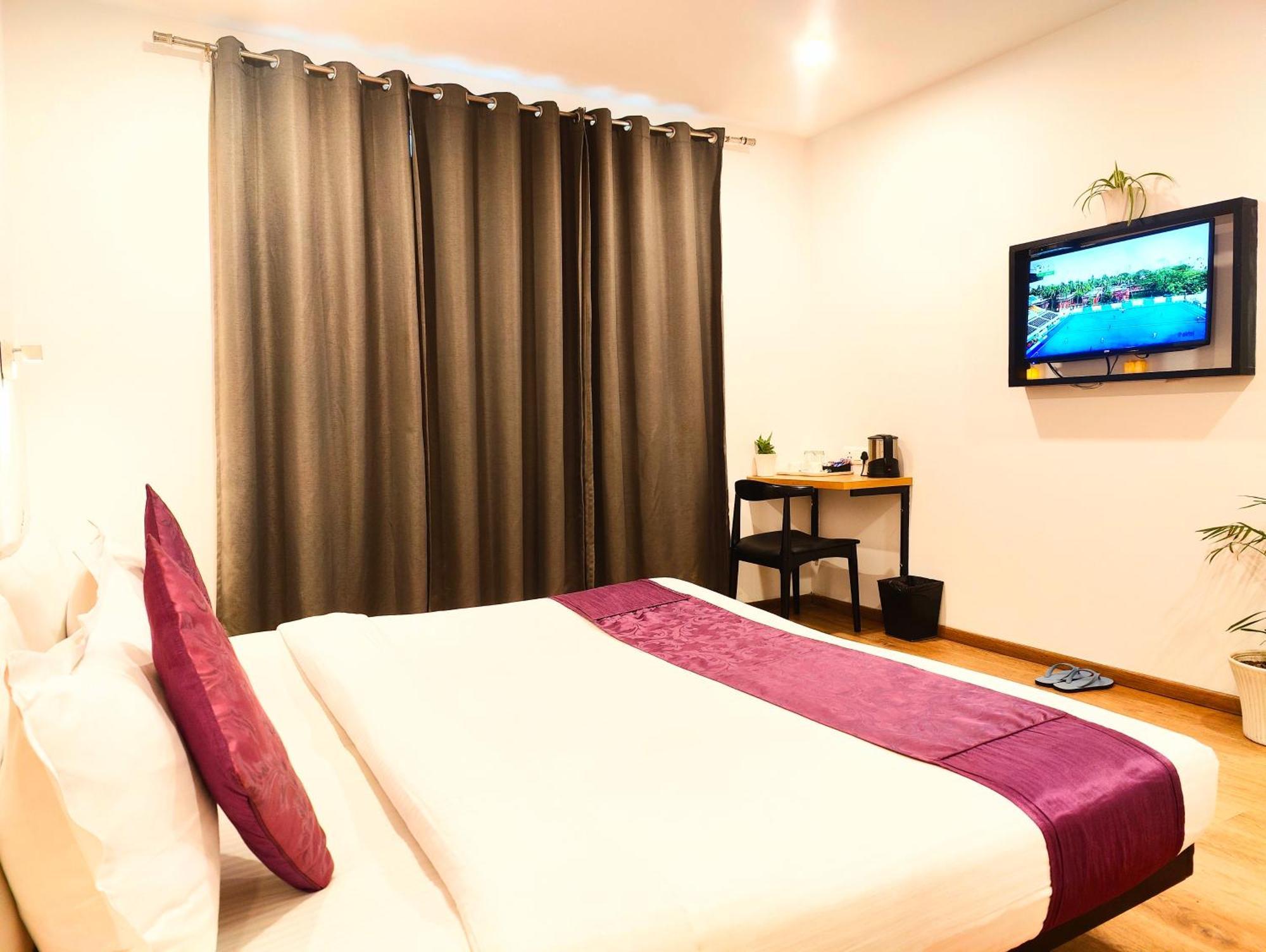 Hotel Mavens White Artemis Hospital Road Sector 52 Gurgaon Zewnętrze zdjęcie