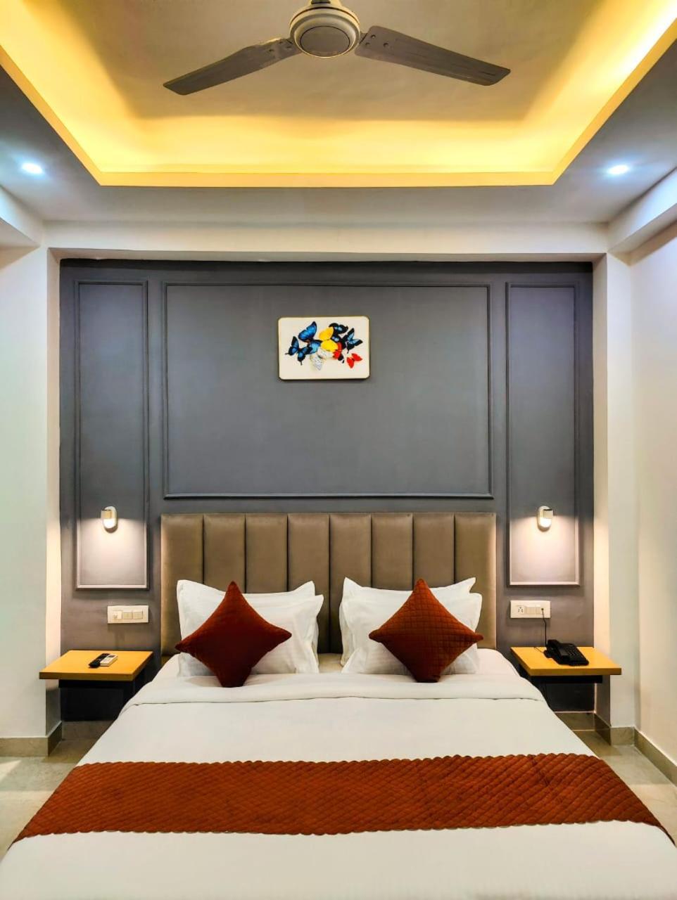 Hotel Mavens White Artemis Hospital Road Sector 52 Gurgaon Zewnętrze zdjęcie